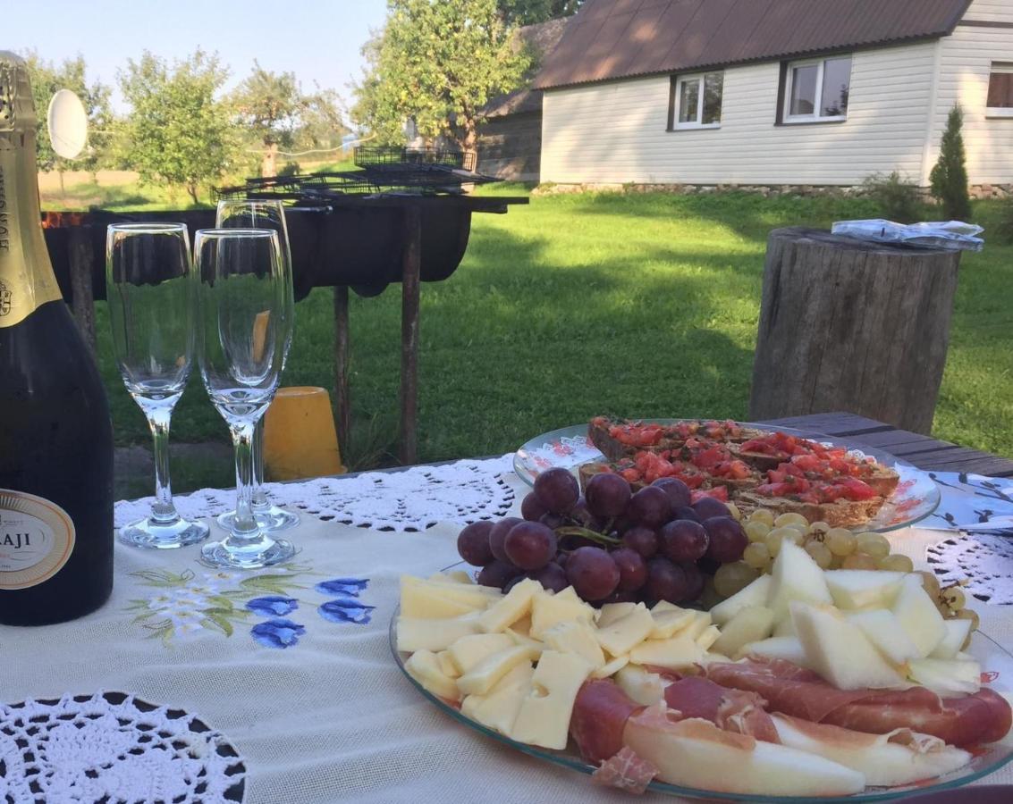 Maison d'hôtes Sepa Talu à Aakre Extérieur photo